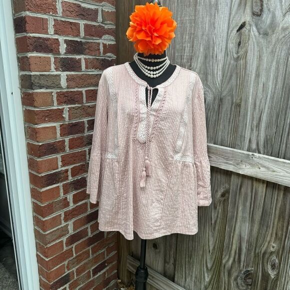 NWOT Wonderly Top - Picture 1 of 9